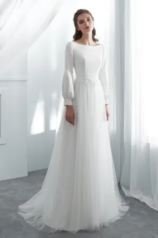 cute bubble long sleeve floral appliqued wedding dress