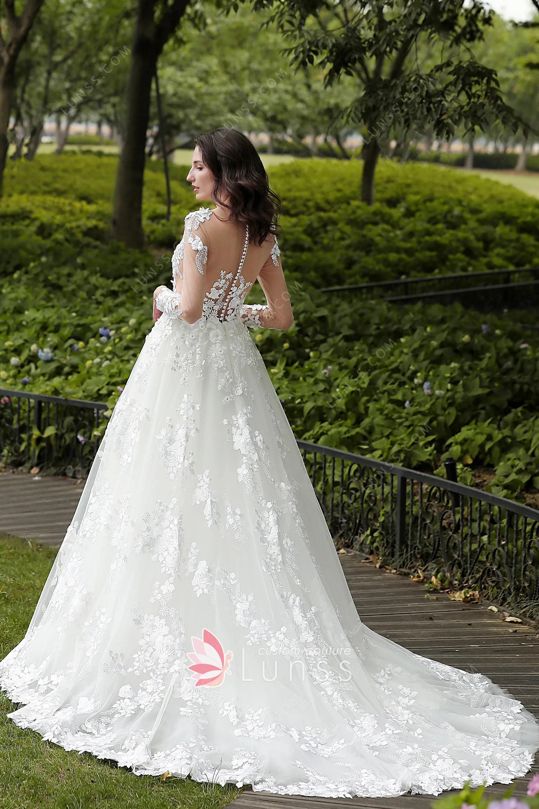 Amazing hand flowers Illusion Bodice Ball gown Bridal Gowns