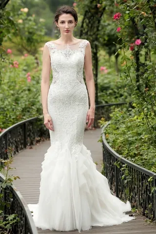 unique lace flanged tulle spring outdoor bridal dress