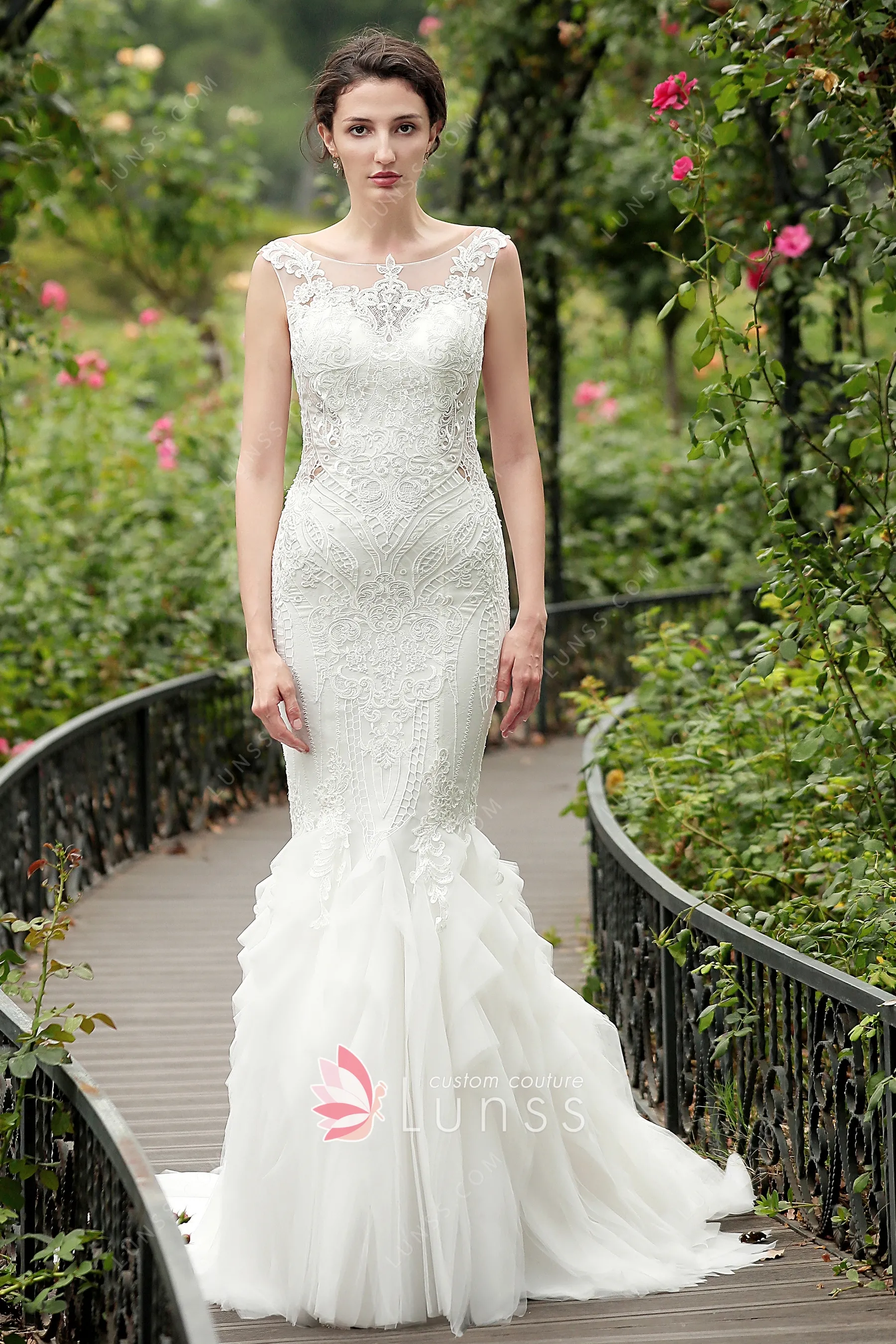 Unique Lace Flanged Tulle Spring Outdoor Bridal Dress Lunss