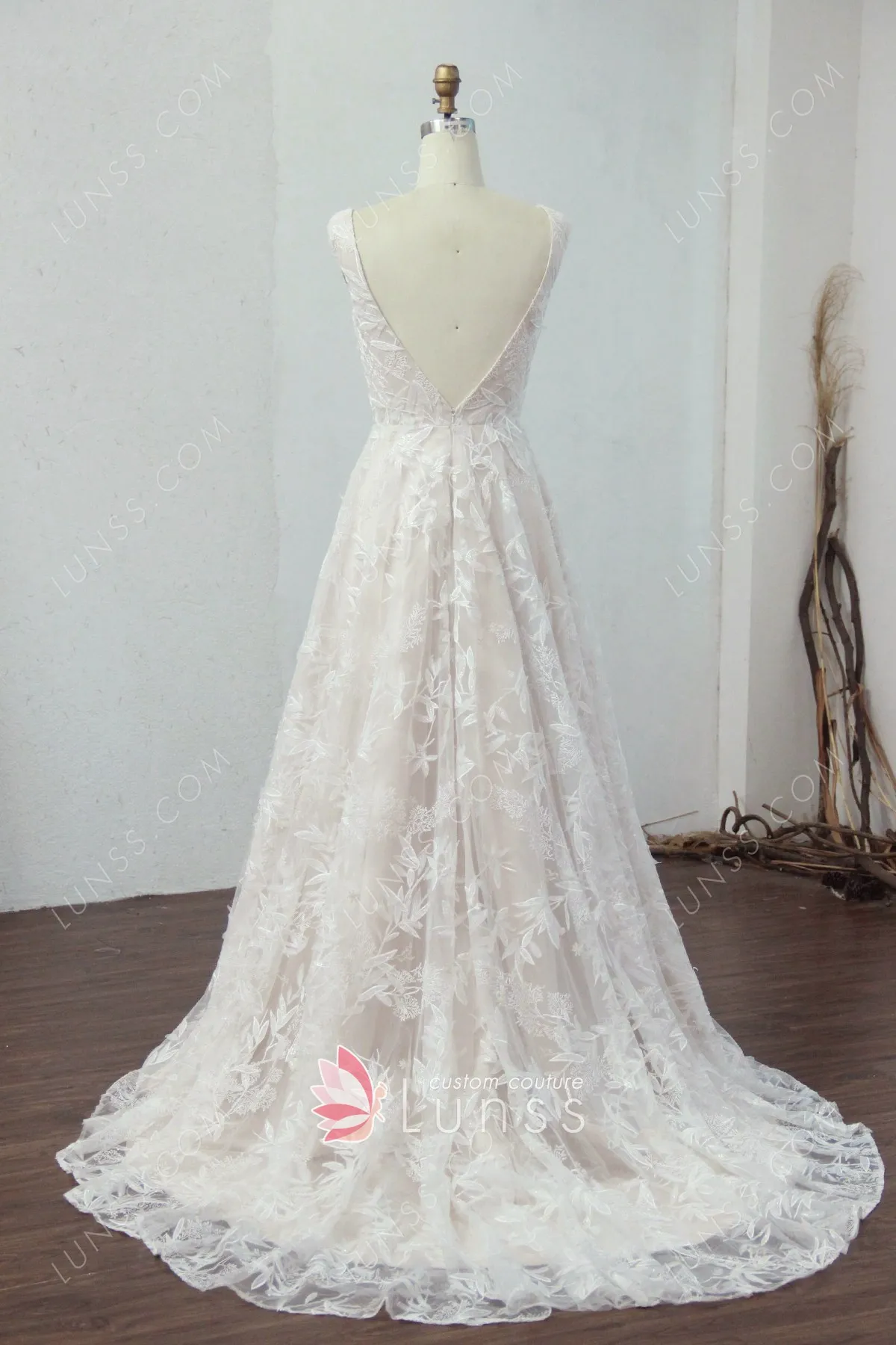 Fancy Leaf Pattern Lace V Neck A-line Nude Wedding Gown