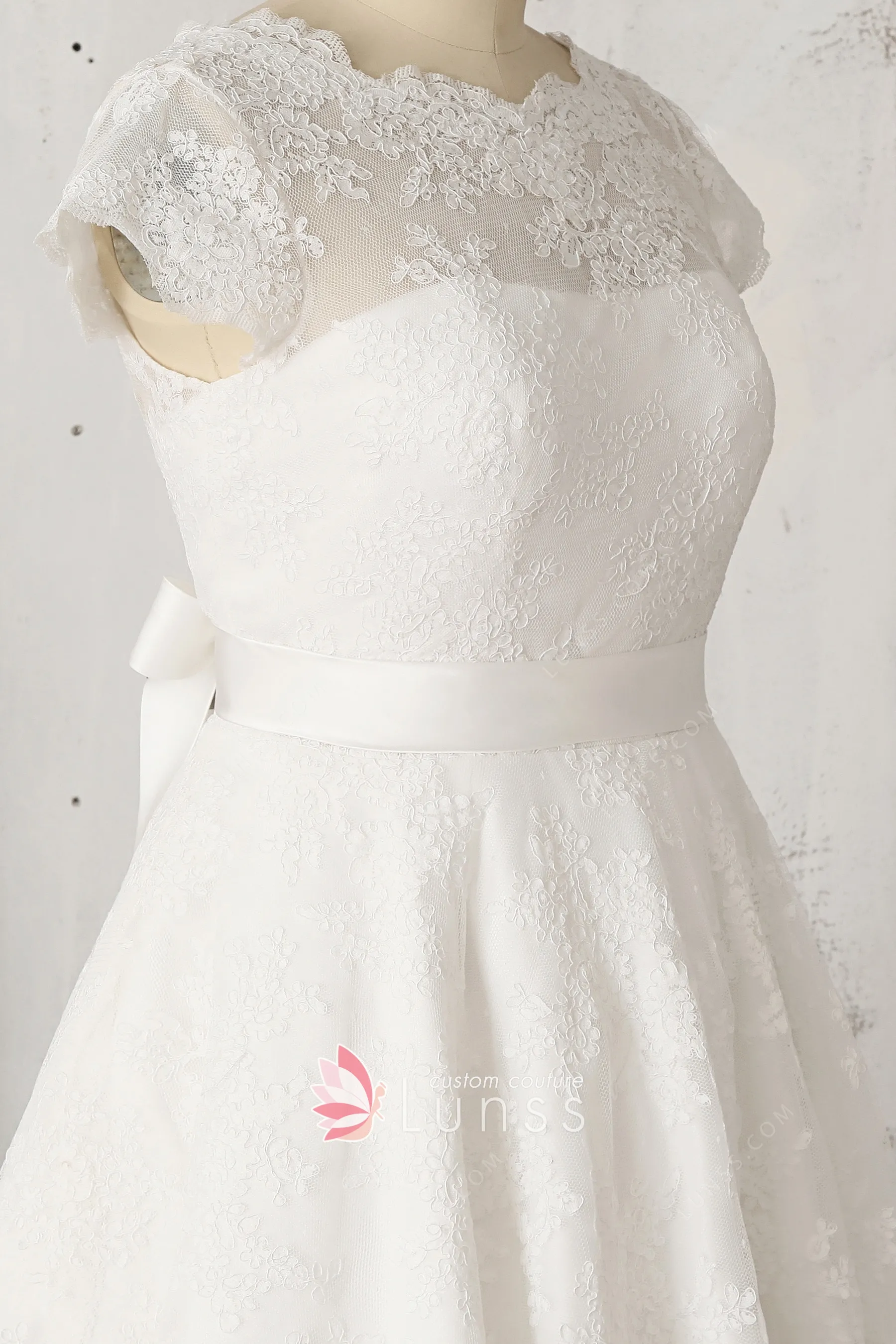A-Line Lace Illusion Neck Short Sleeves Chiffon Dress Candy Pink
