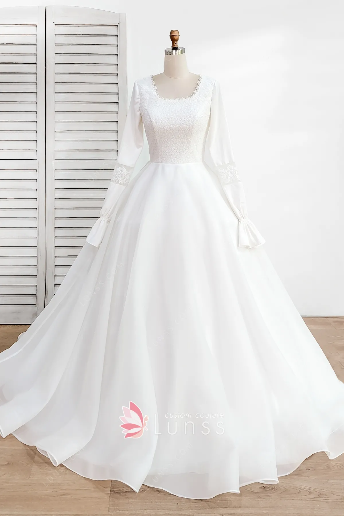 White Organza Lace Scoop Neck Long 