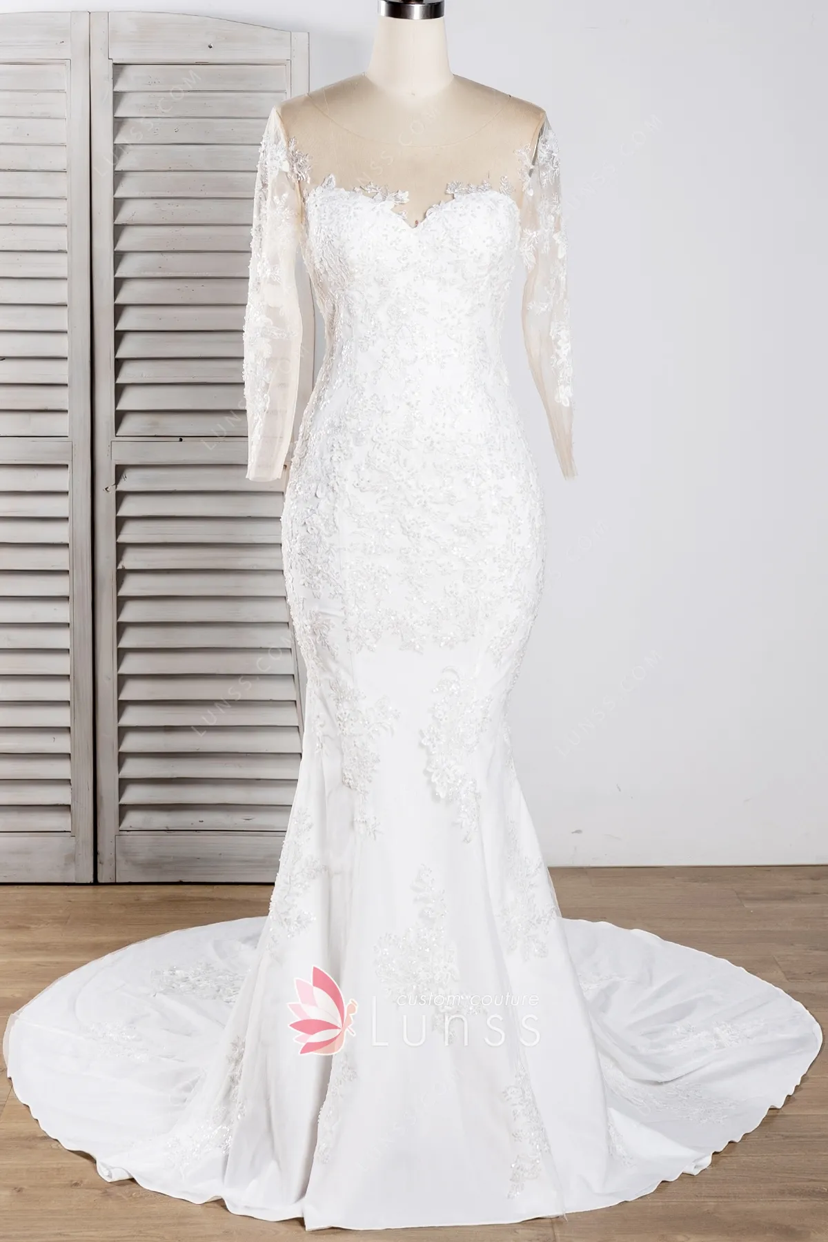 Abito da sposa moderno a sirena in pizzo e raso con paillettes - Lunss