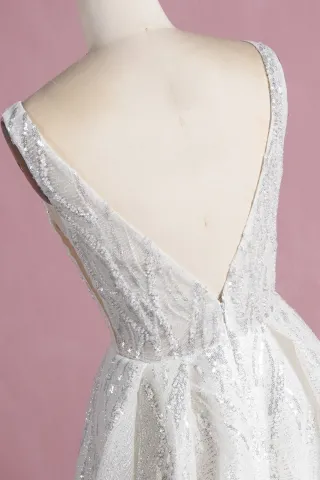 low V back