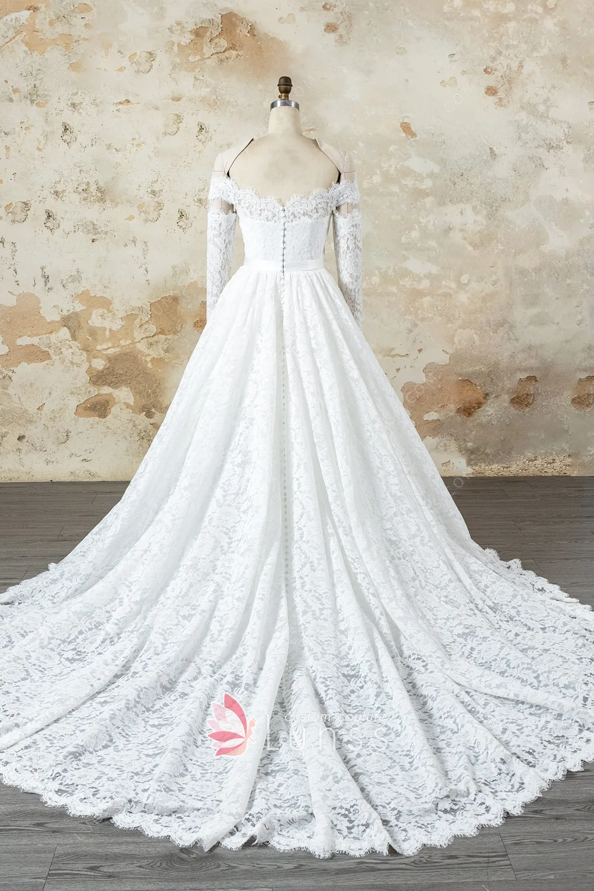 chapel train lace wedding dress chapel train lace wedding dress
