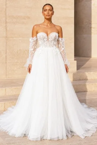 romantic 3D flower tulle wedding dress