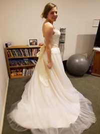 Perfect replica ivory wedding dress