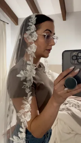 stunning wedding veil