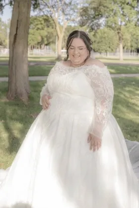 absolutely stunning dress